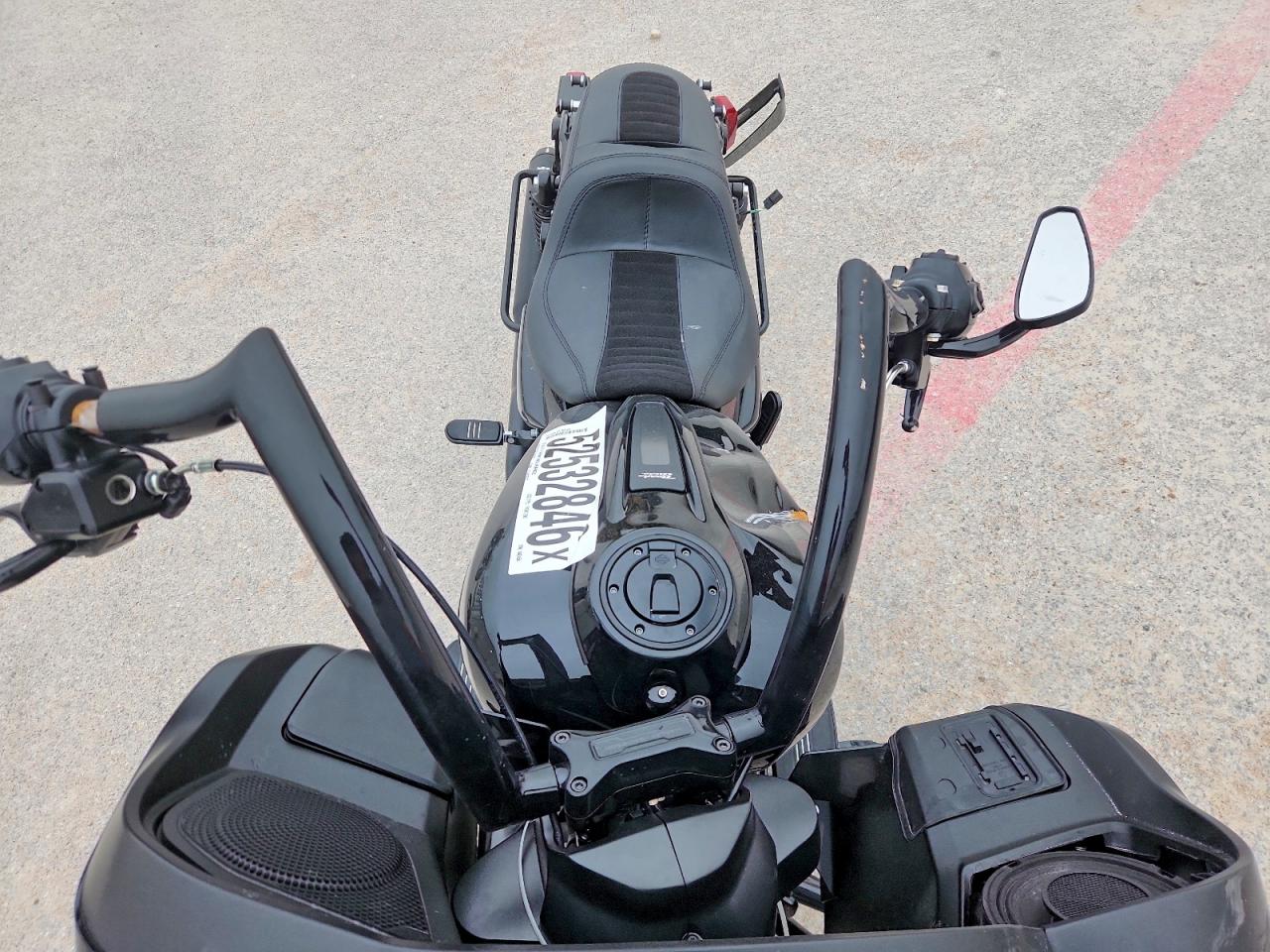 Harley-Davidson Fl