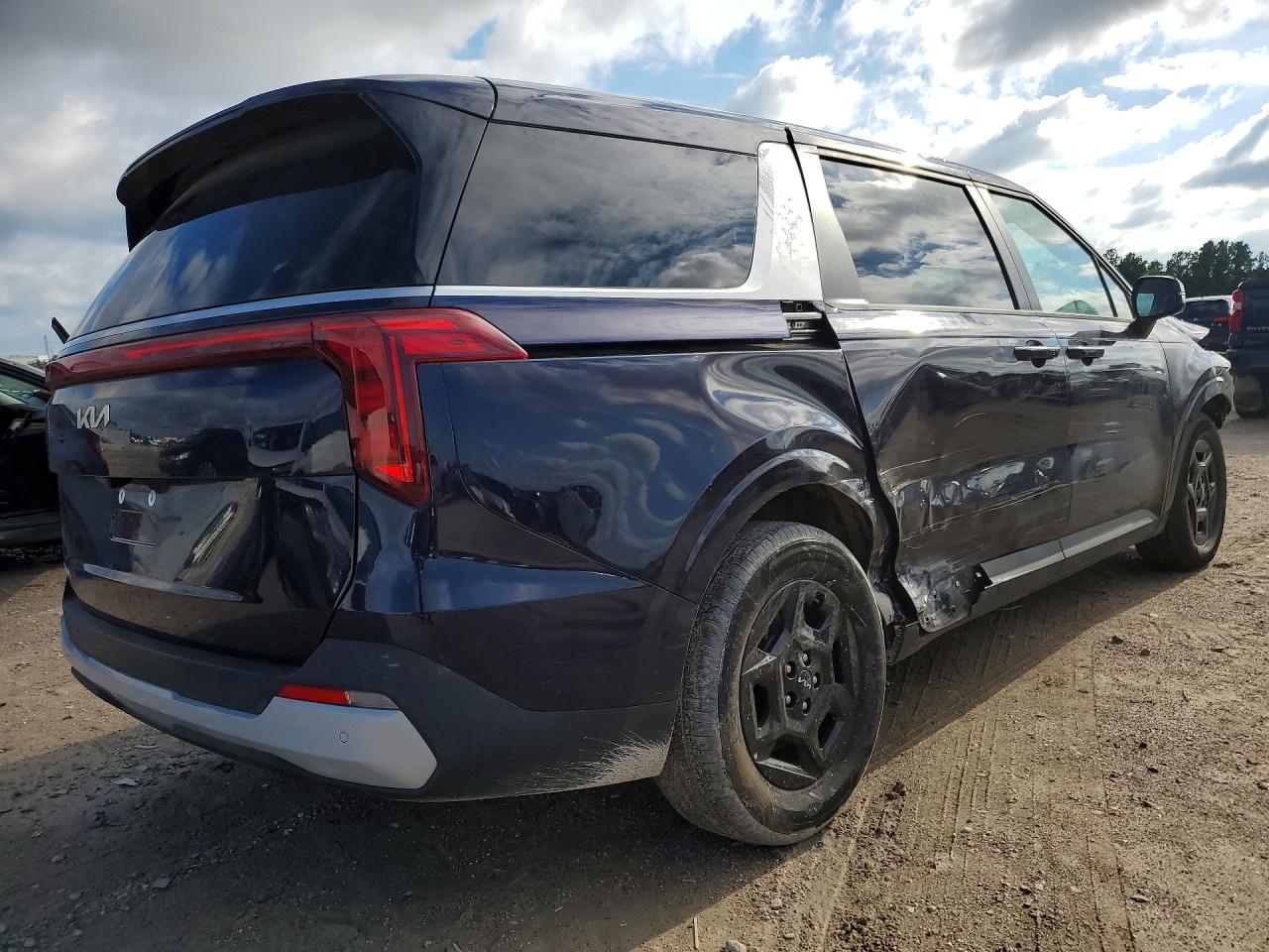 Kia Carnival Lxs