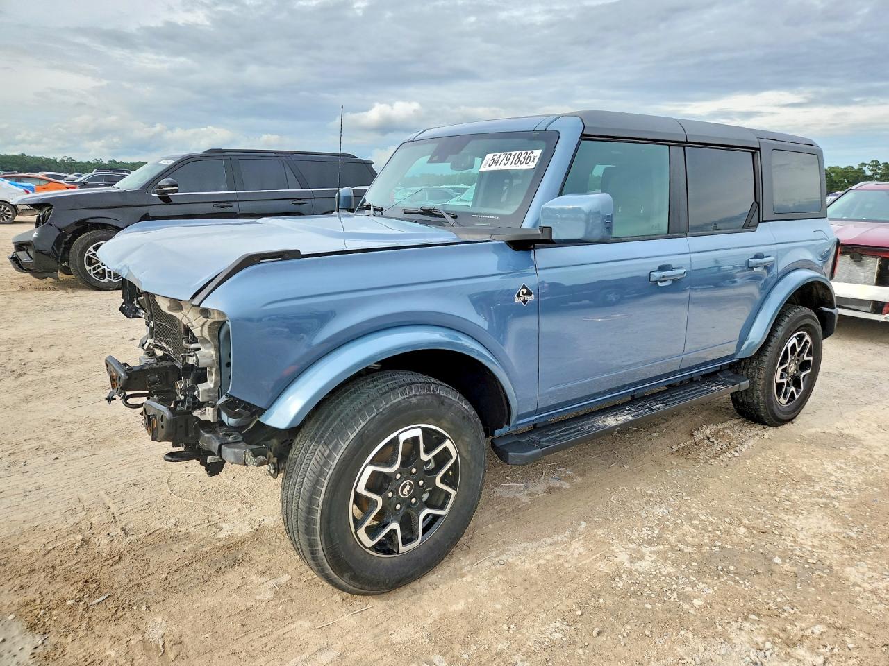 Salvage Ford Bronco Image