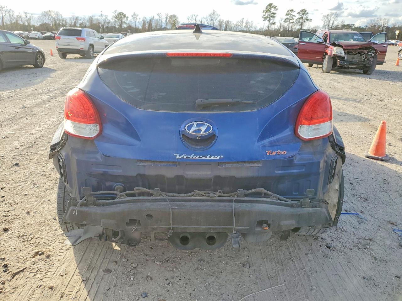 Hyundai VELOSTER Turbo