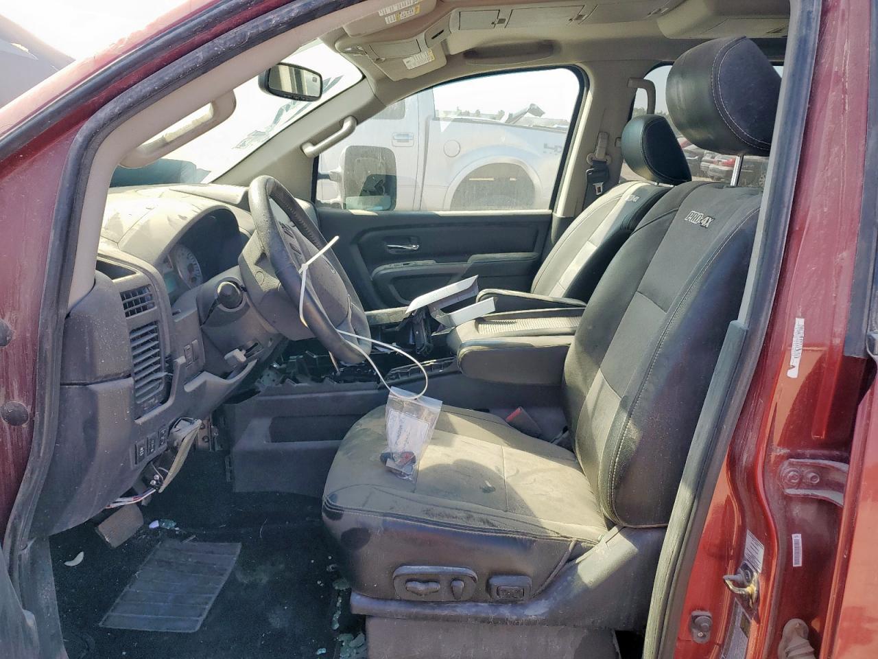 Nissan Titan Pro-4x