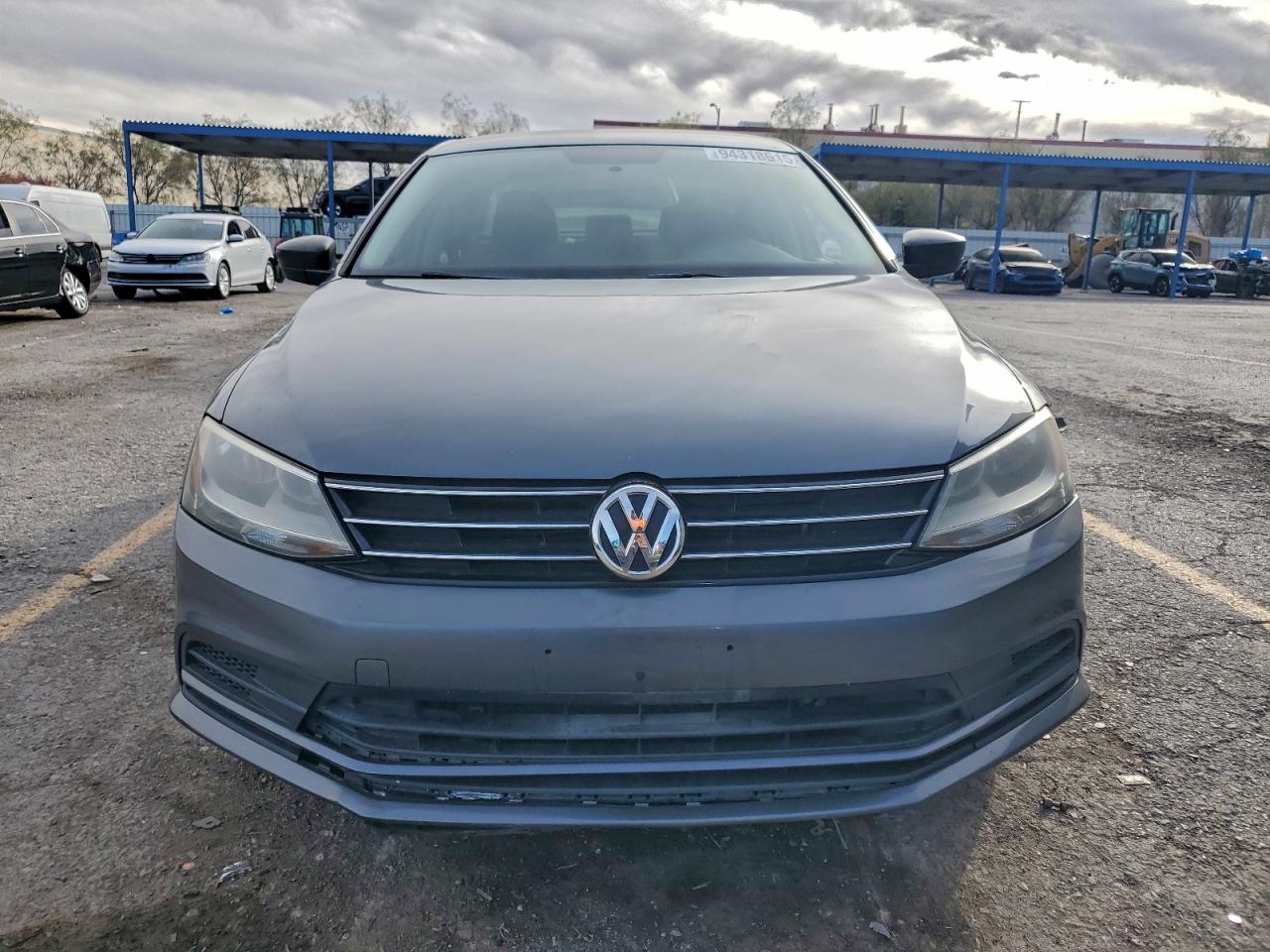 Volkswagen Jetta S