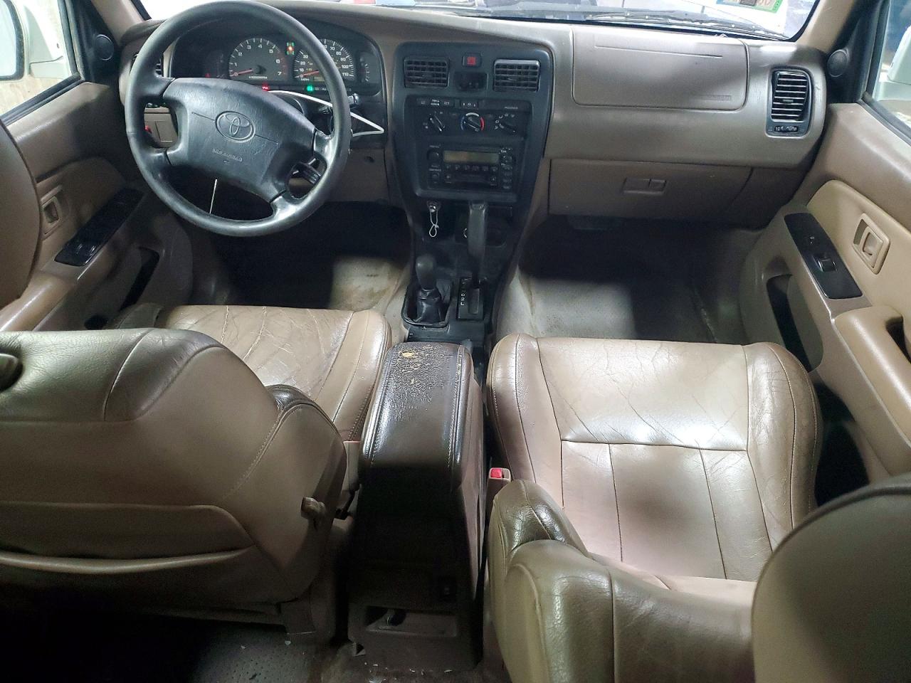 Toyota 4Runner Sr5