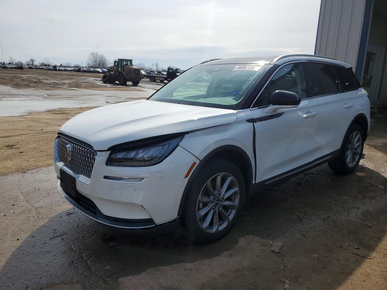 Salvage Lincoln Corsair Image