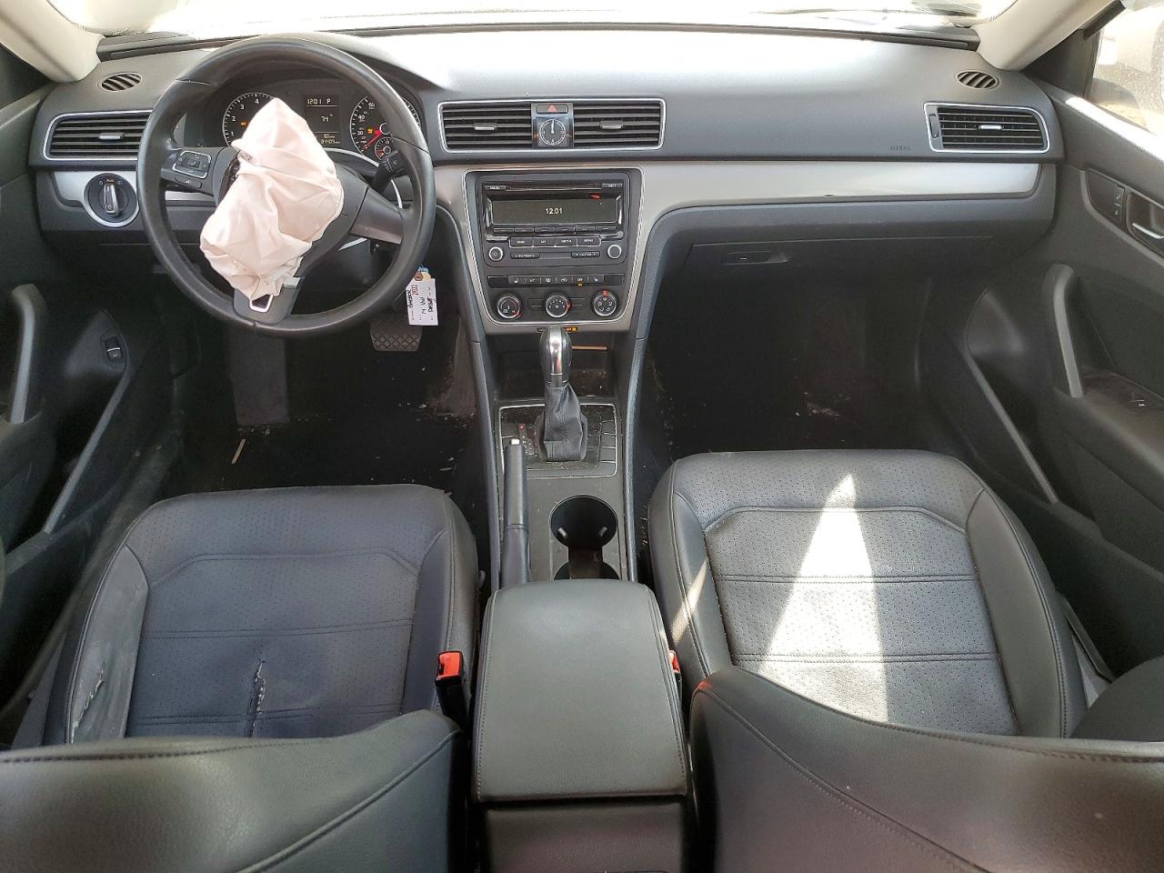 Volkswagen Passat S