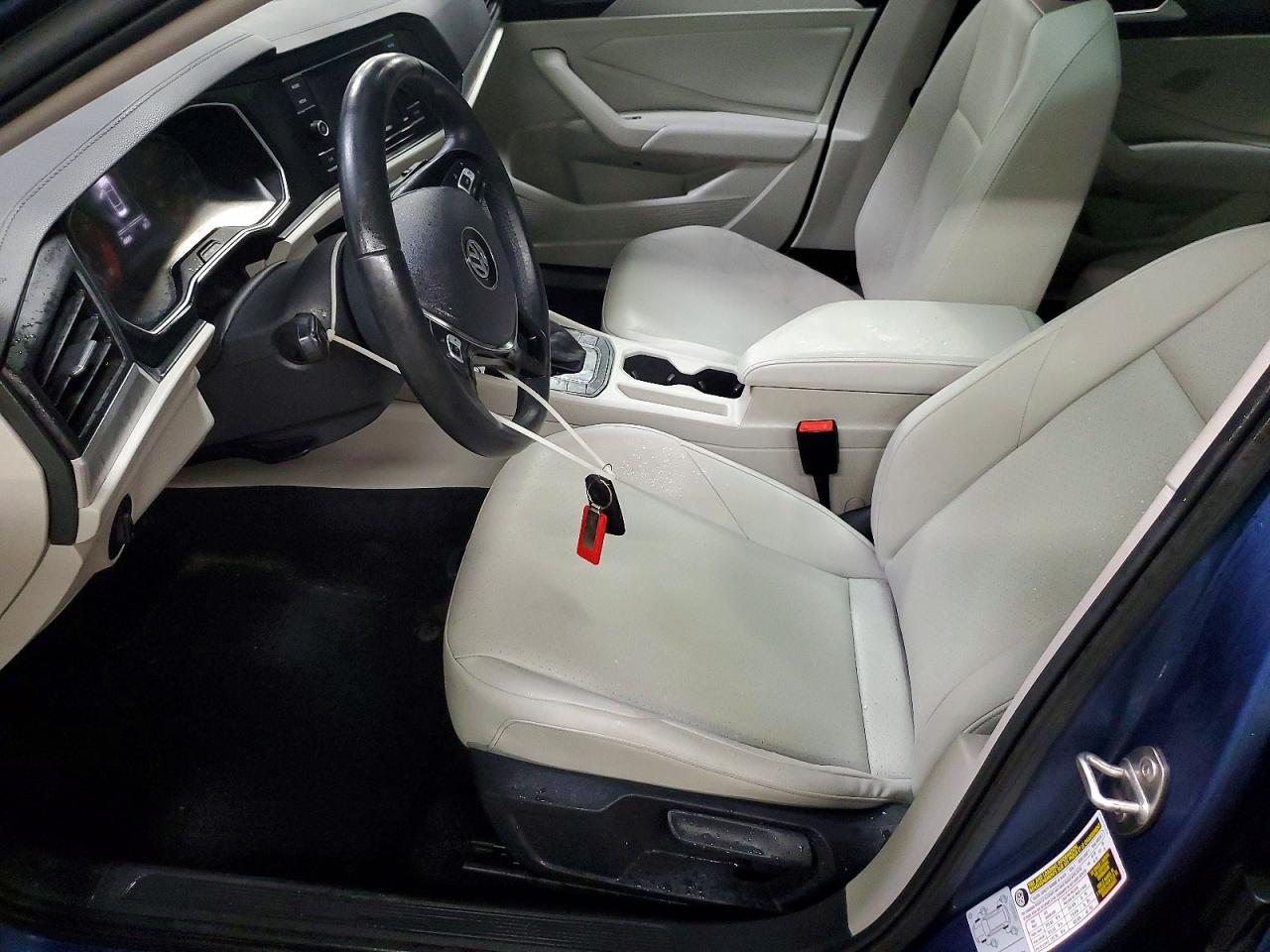Volkswagen Jetta S