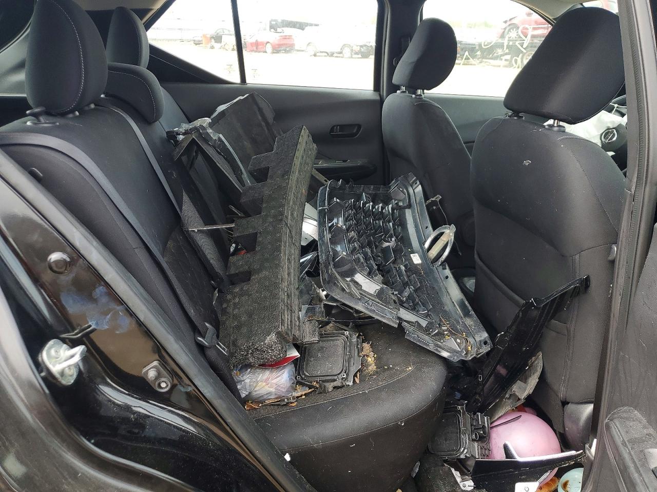 Nissan Kicks S