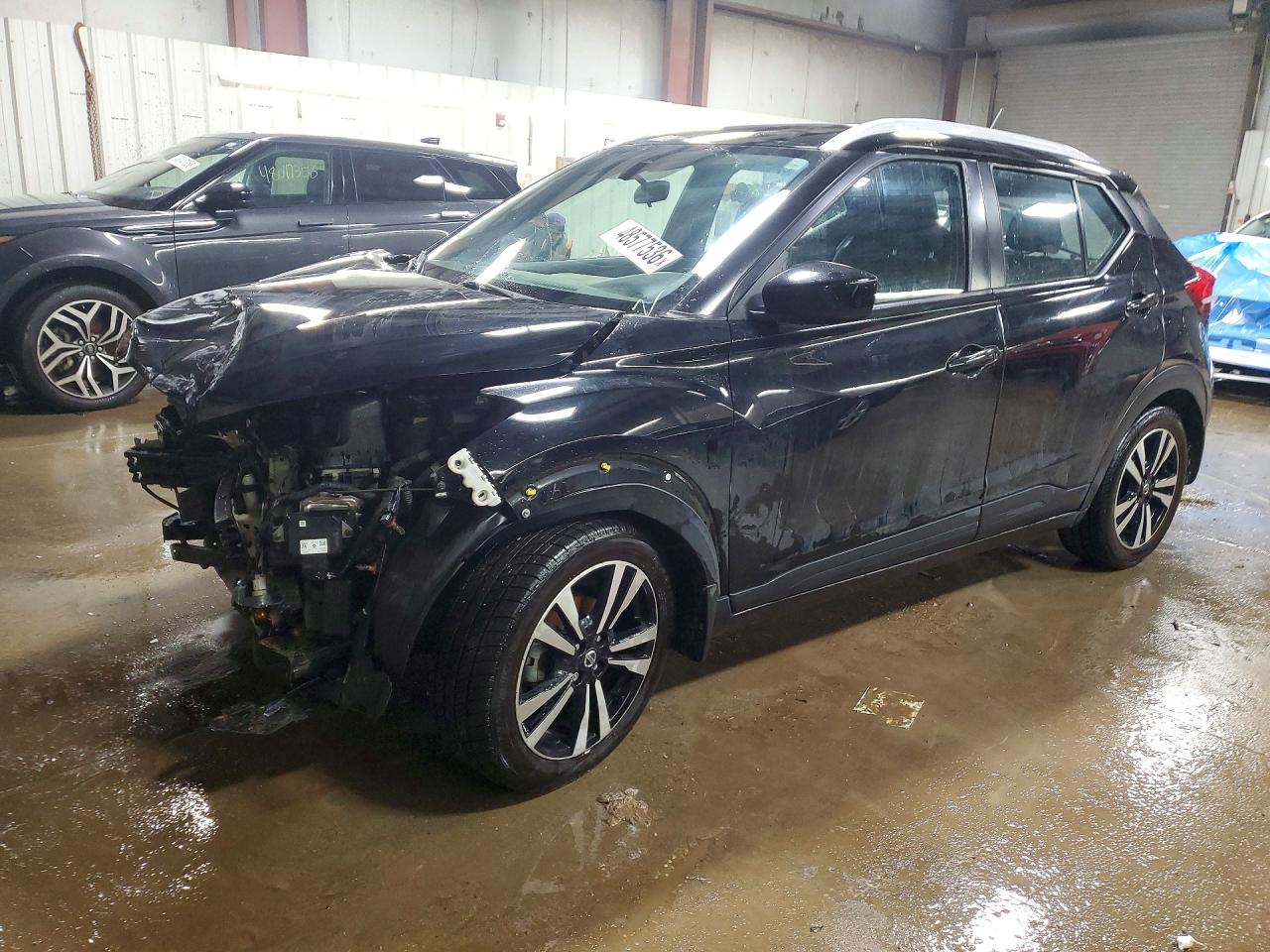 Salvage Nissan Kicks Image