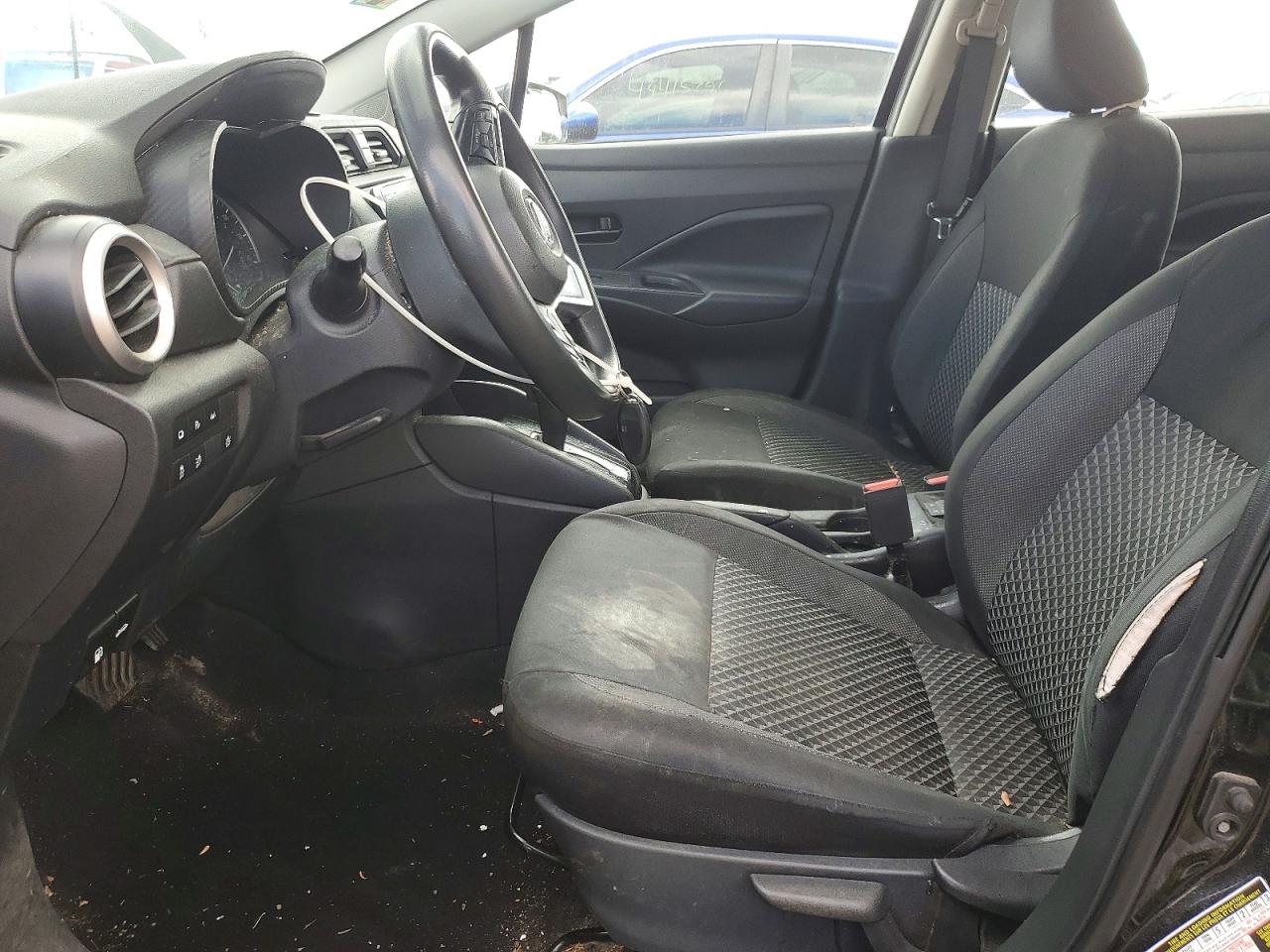 Nissan Versa S