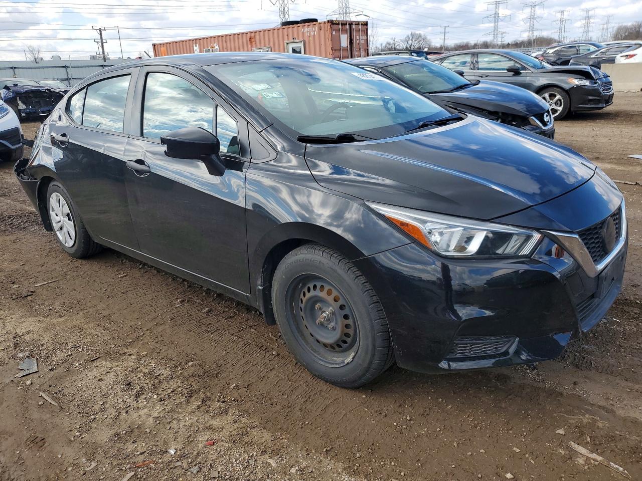 Nissan Versa S