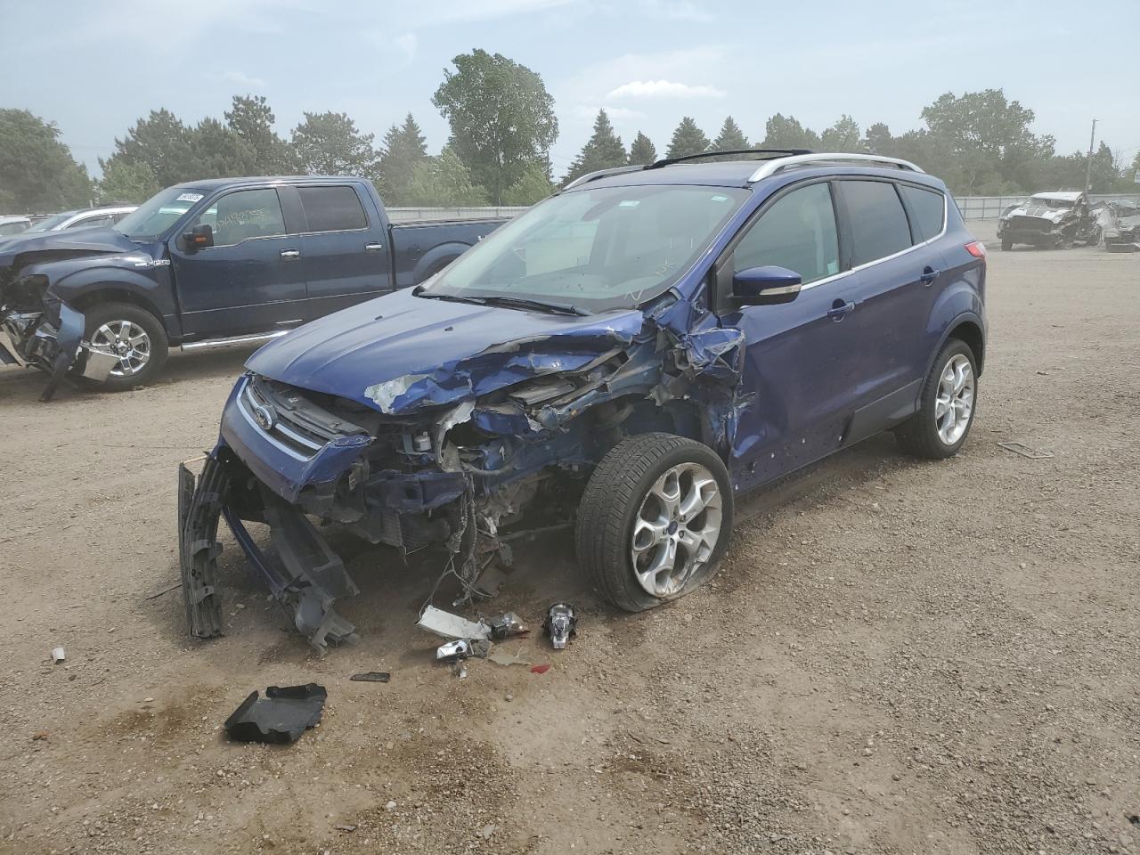 Salvage Ford Escape Image