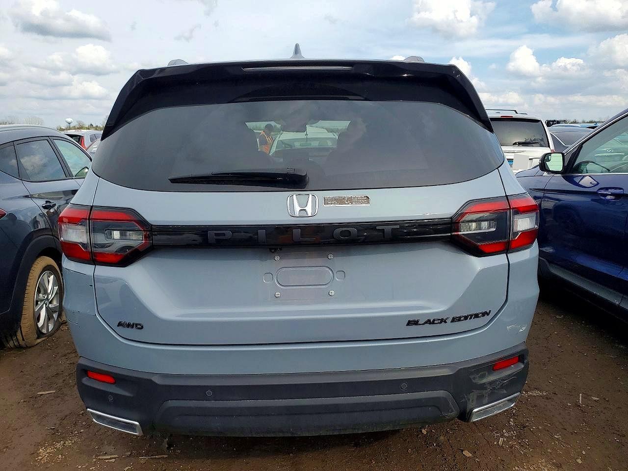 Honda Pilot Black