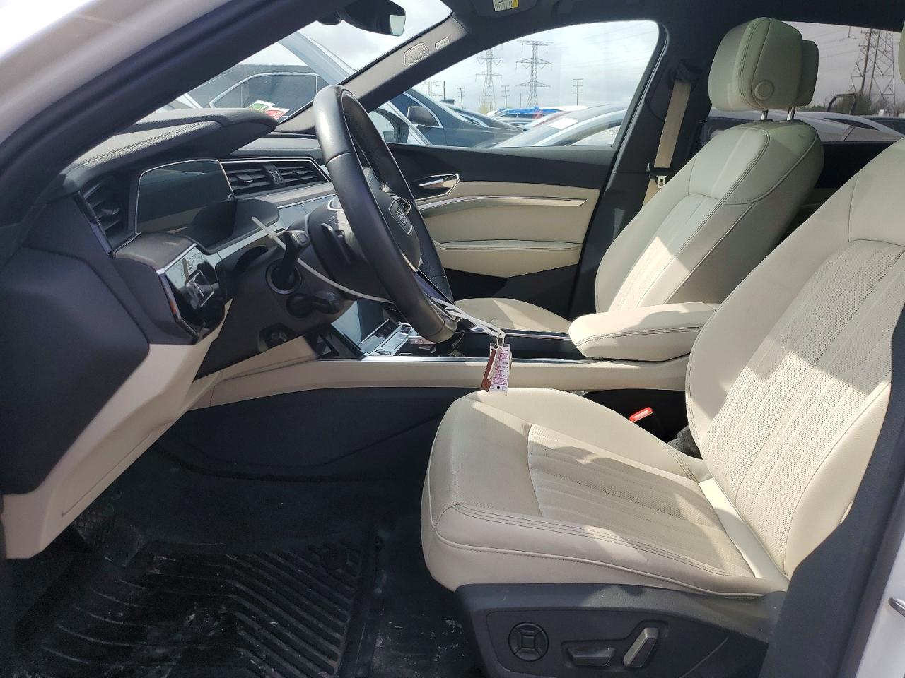 Audi Q8 Sportback Premium Plus