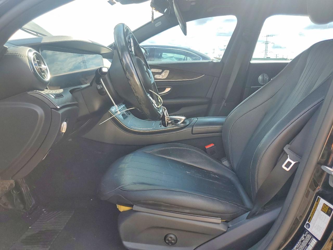 Mercedes-Benz E-Class 300 4matic