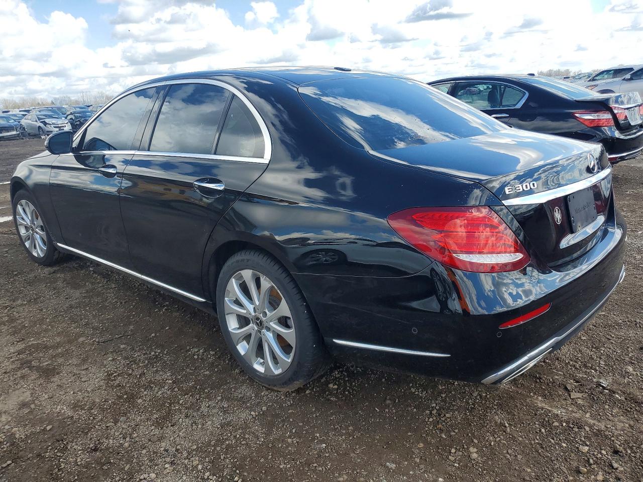 Mercedes-Benz E-Class 300 4matic