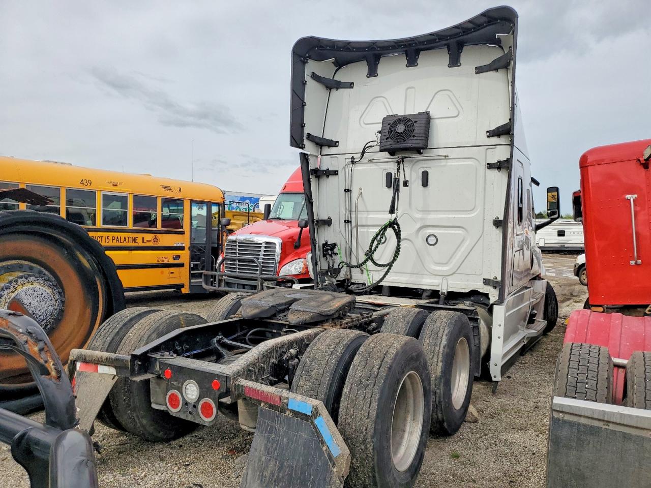 Freightliner Cascadia 126