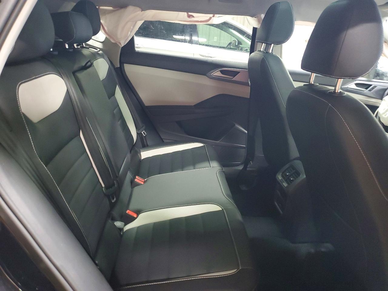 Volkswagen Taos Sel