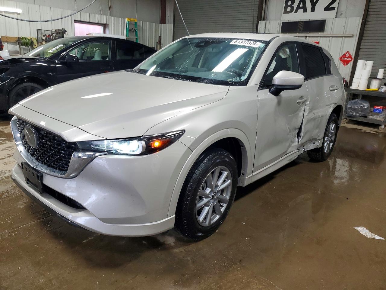 Salvage Mazda Cx Image