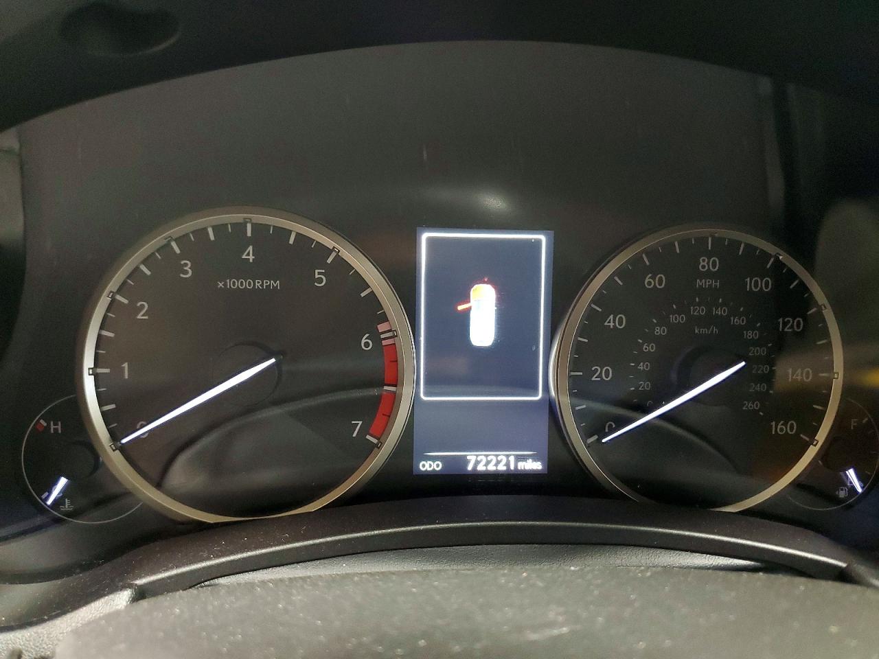 Lexus NX Base