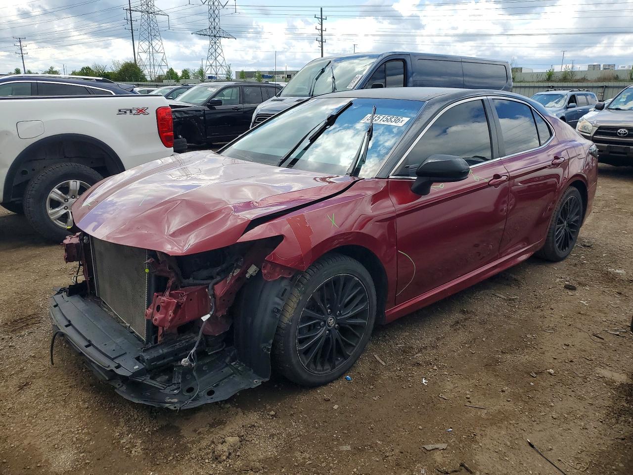 Salvage Toyota Camry Image