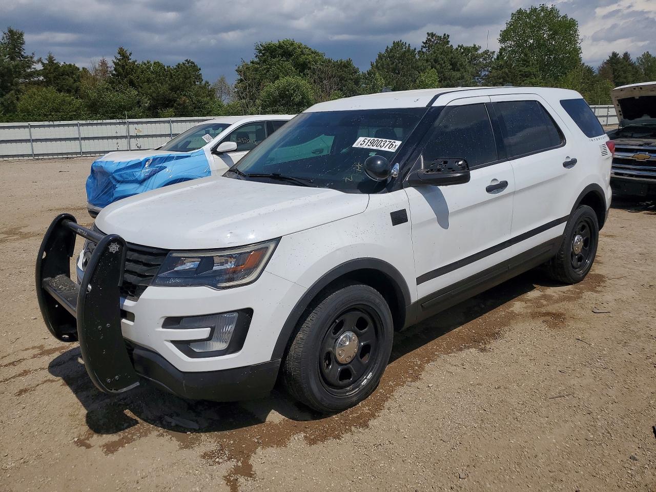 Salvage Ford Explorer Image