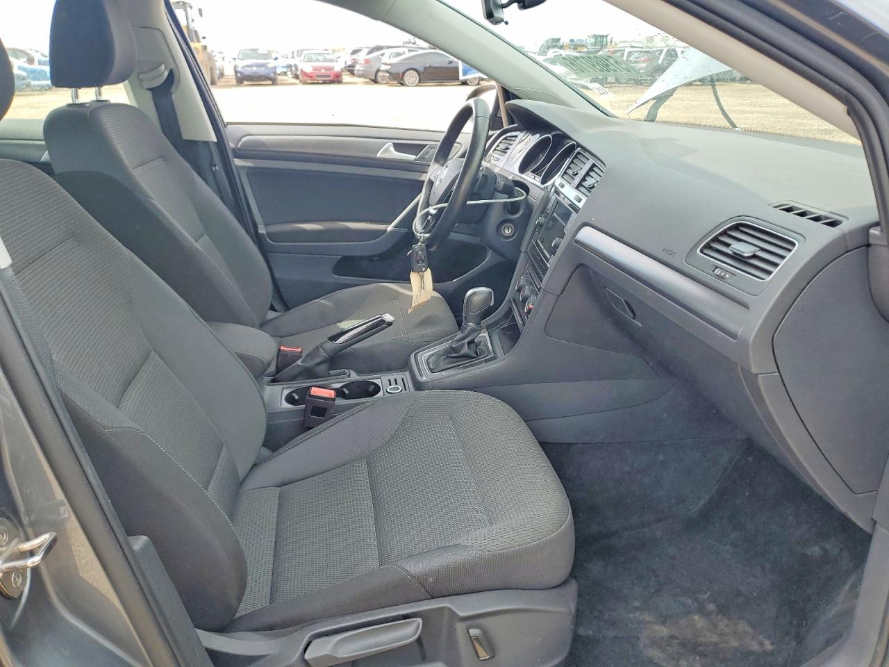 Volkswagen Golf S