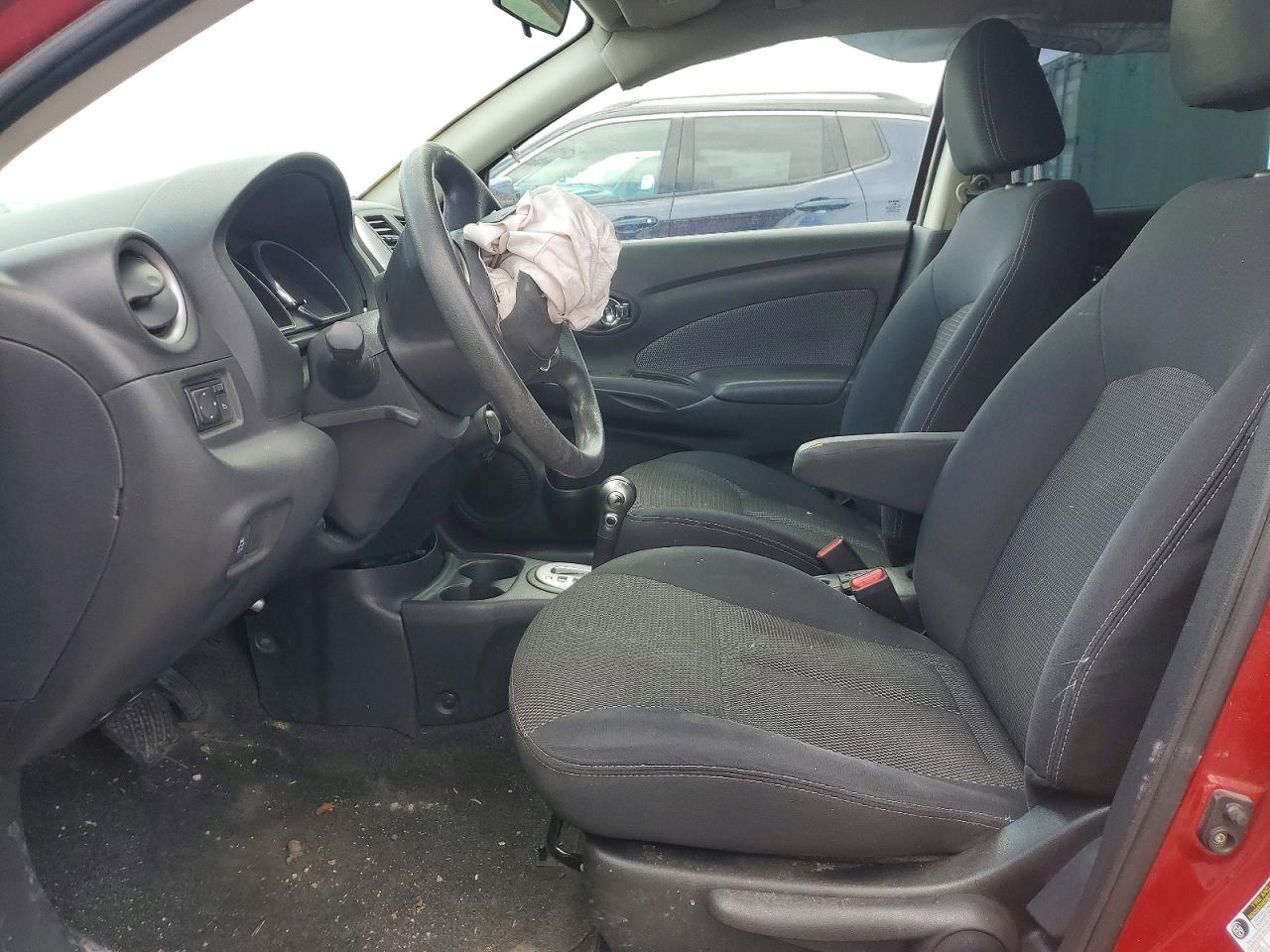 Nissan Versa