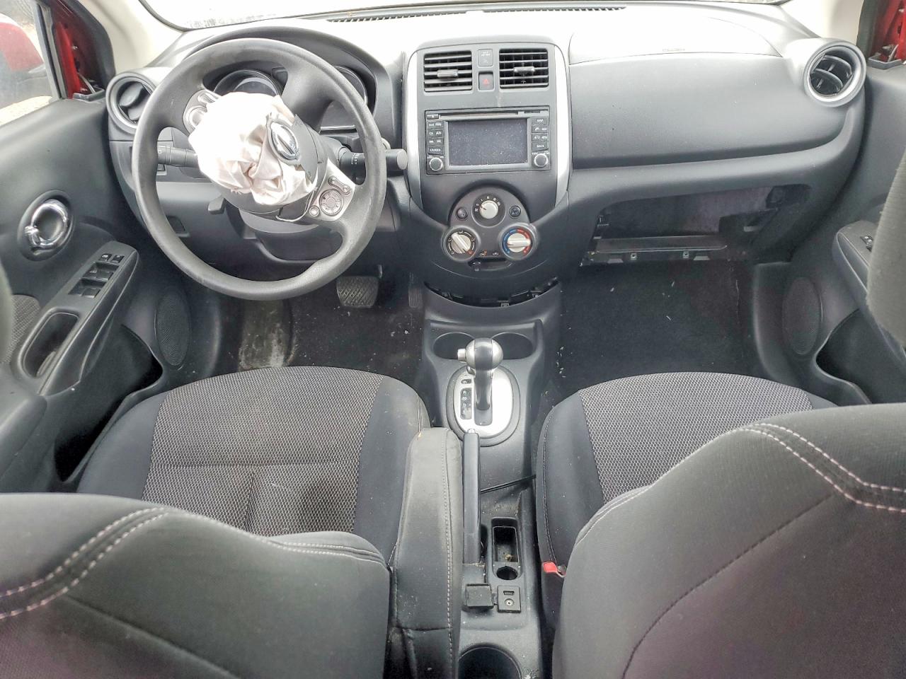 Nissan Versa