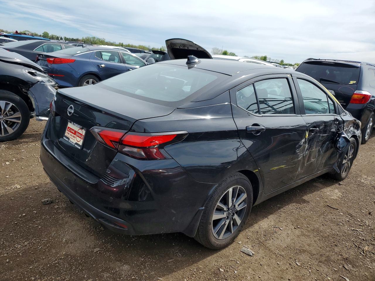 Nissan Versa Sv