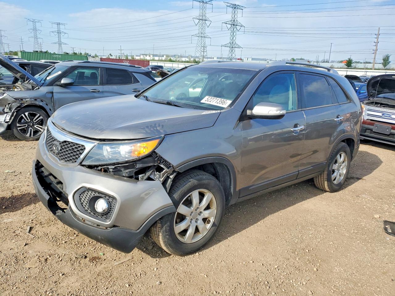 Salvage Kia Sorento Image