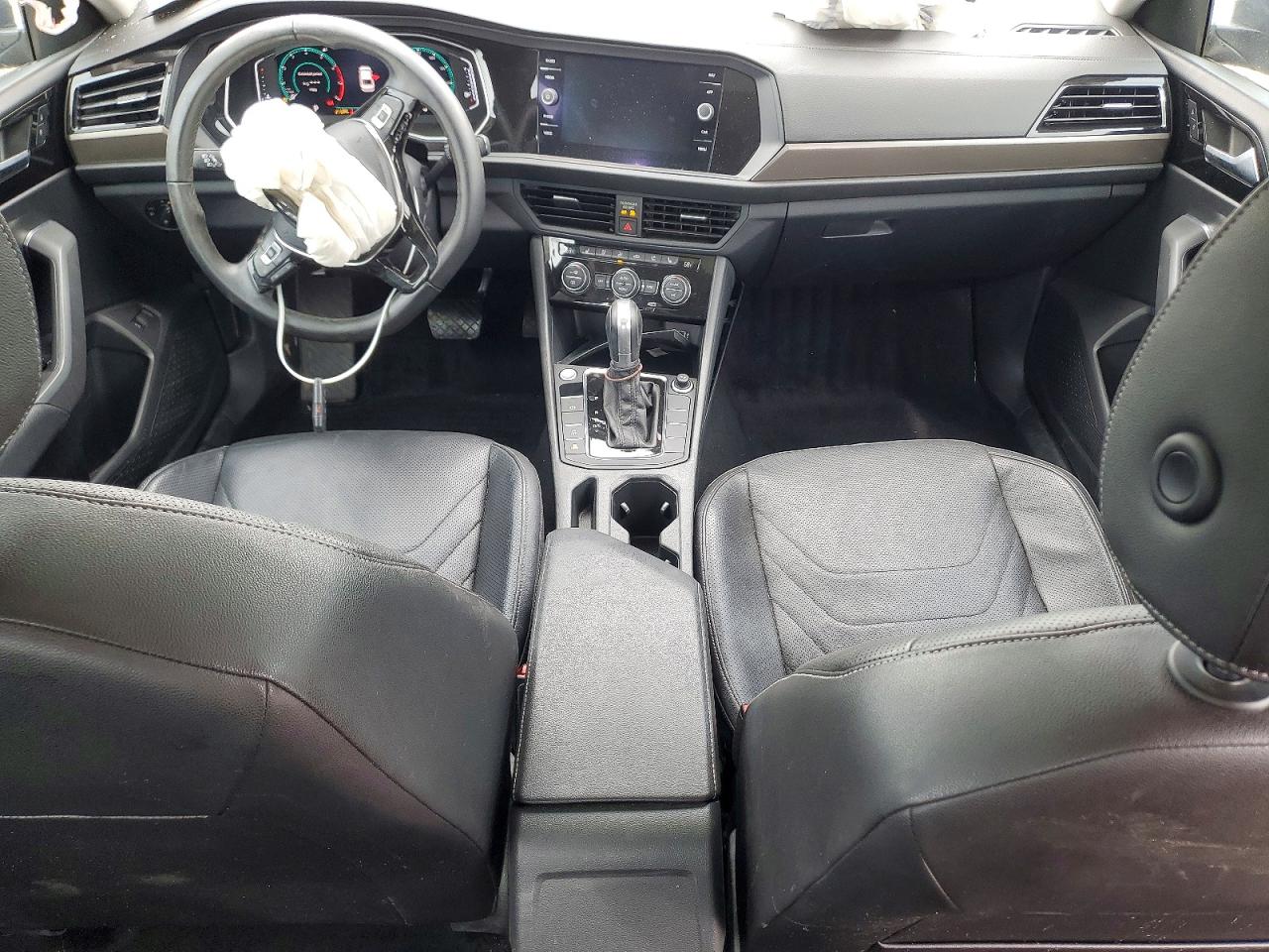 Volkswagen Jetta Sel Premium