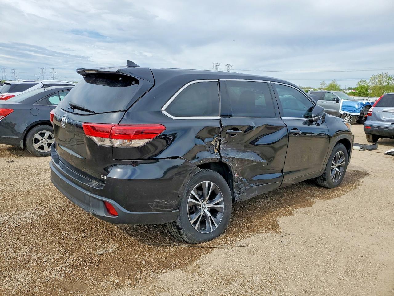 Toyota Highlander Le Plus