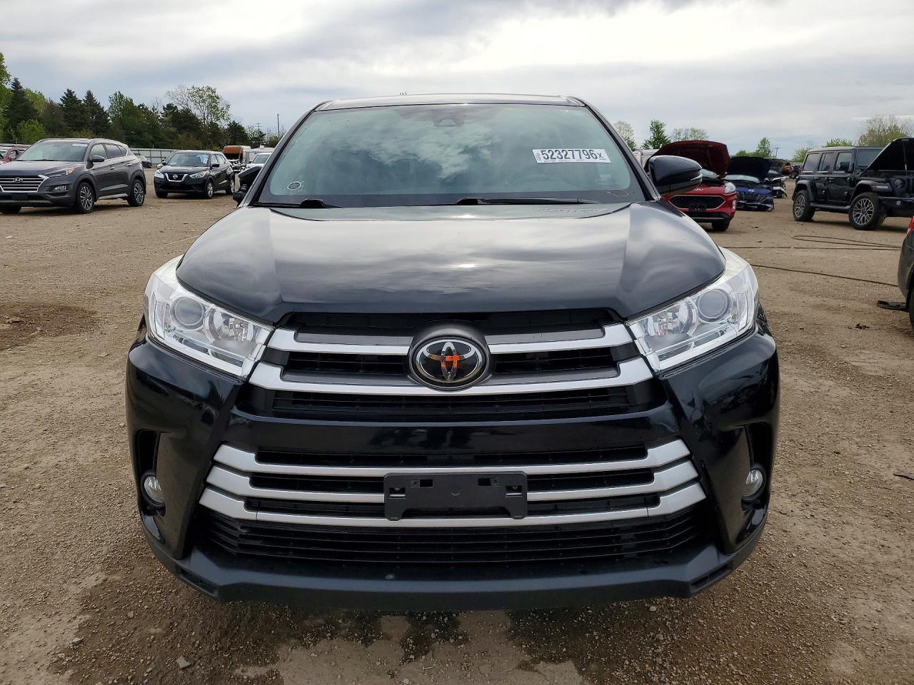 Toyota Highlander Le Plus