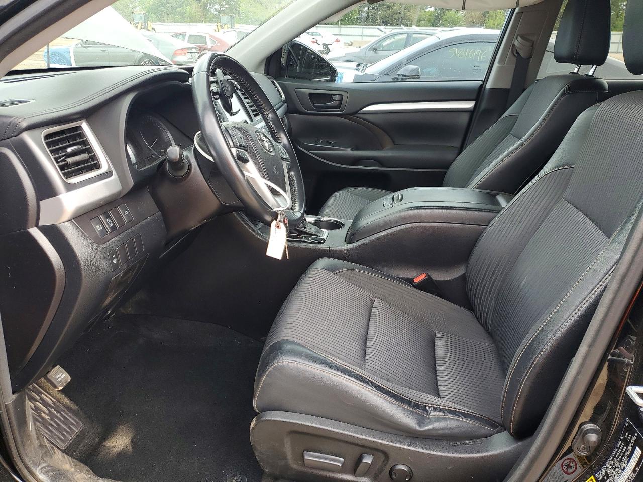 Toyota Highlander Le Plus