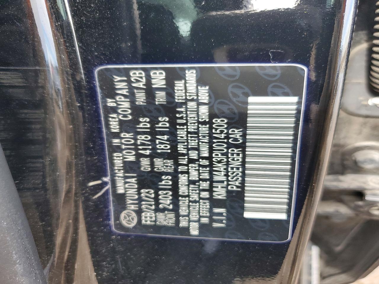 Hyundai ELANTRA Base
