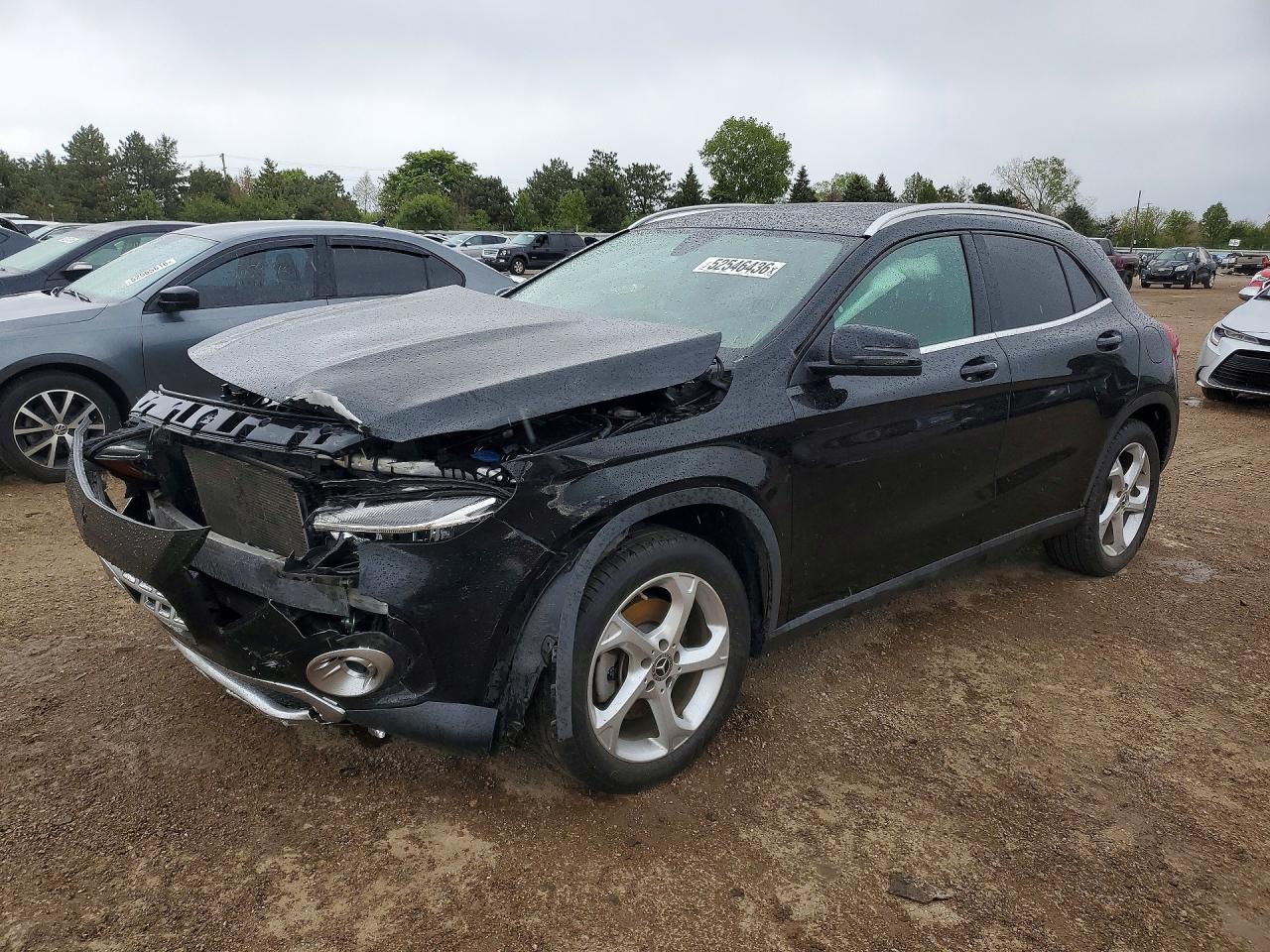Salvage Mercedes-Benz GLA Image