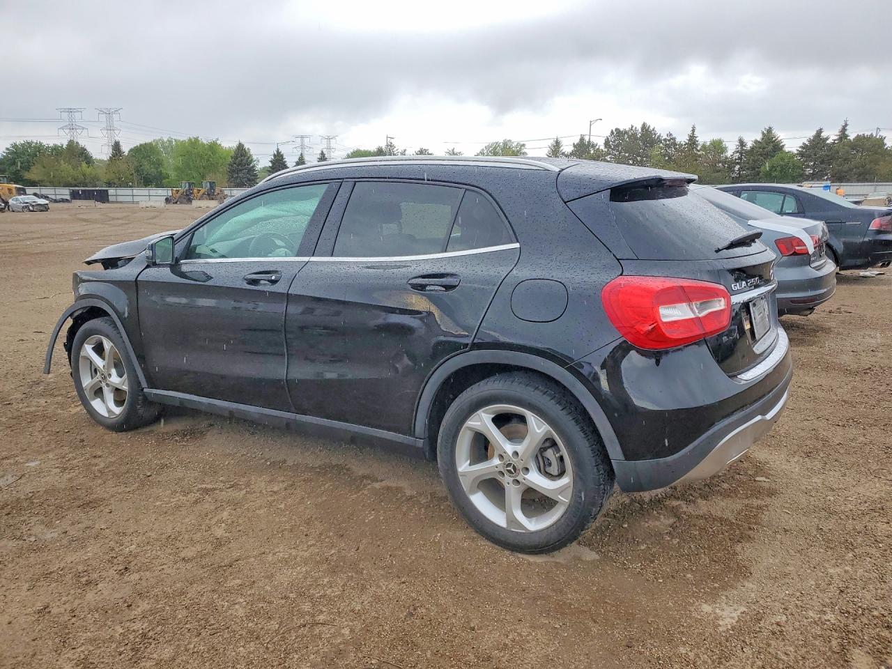 Mercedes-Benz GLA 250 4matic