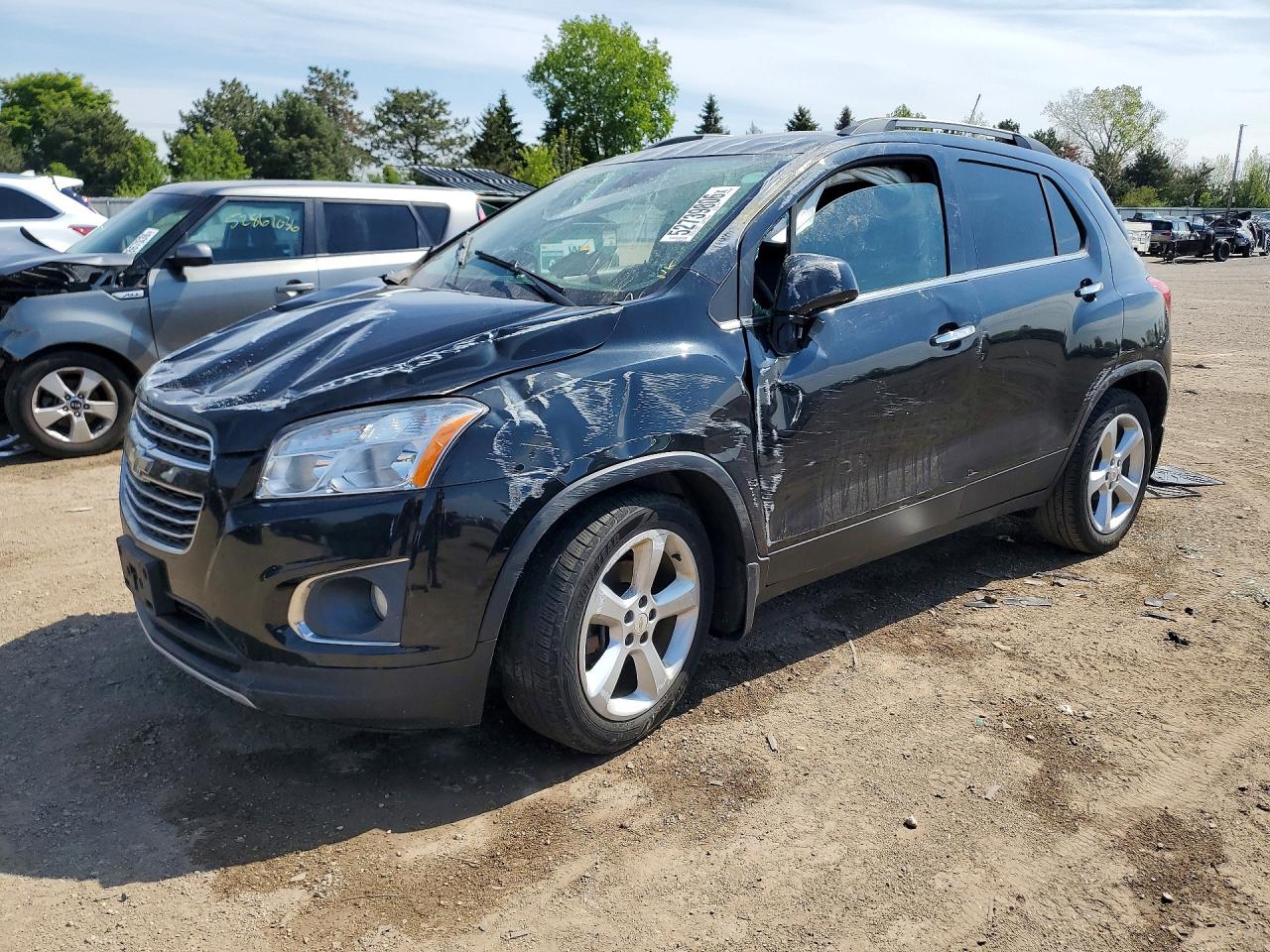 Salvage Chevrolet Trax Image