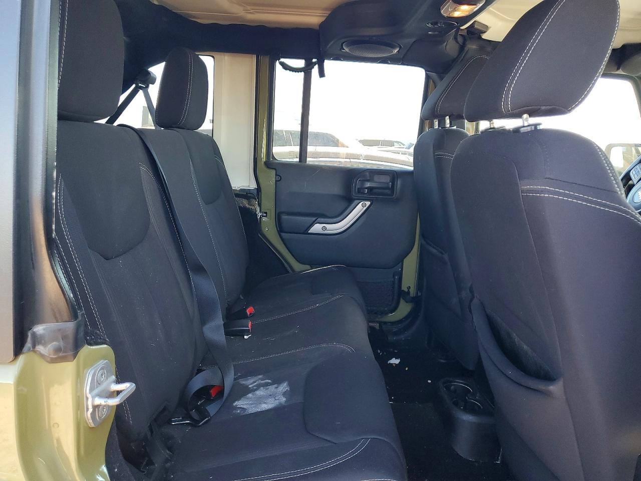 Jeep Wrangler Sahara