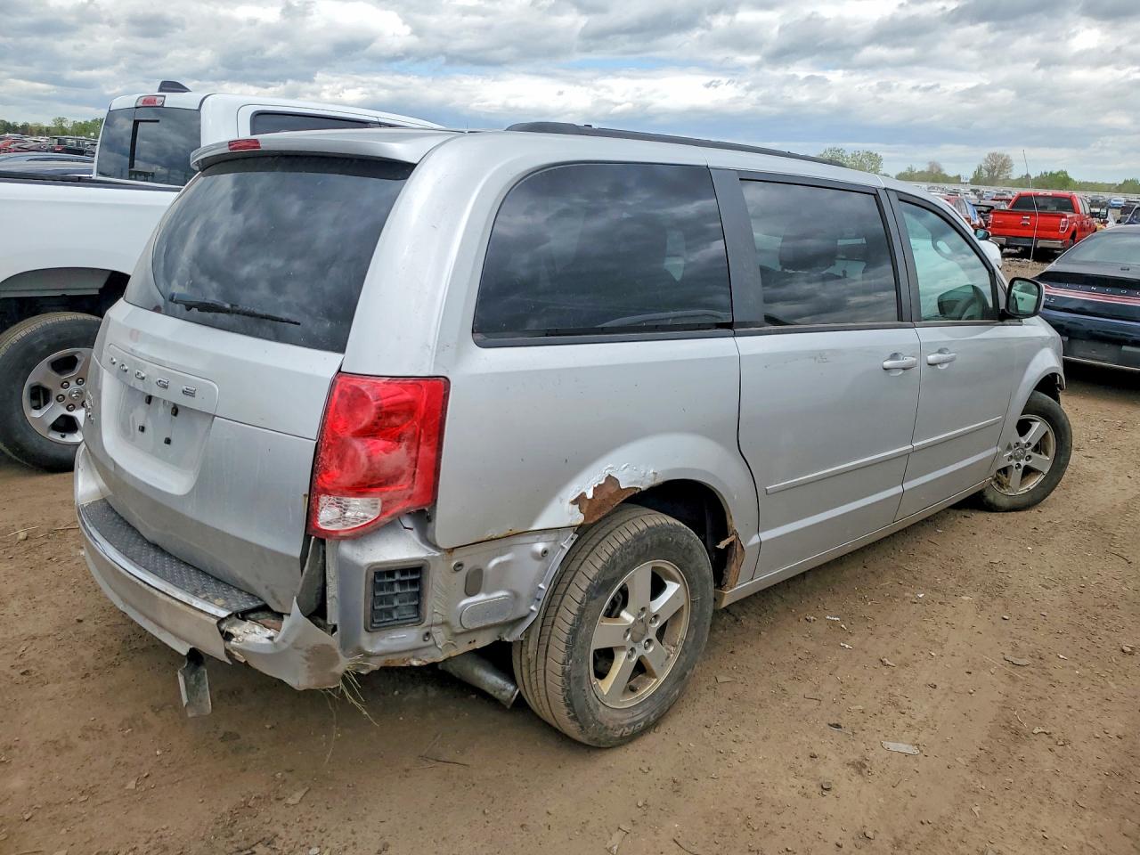 Dodge Caravan Sxt