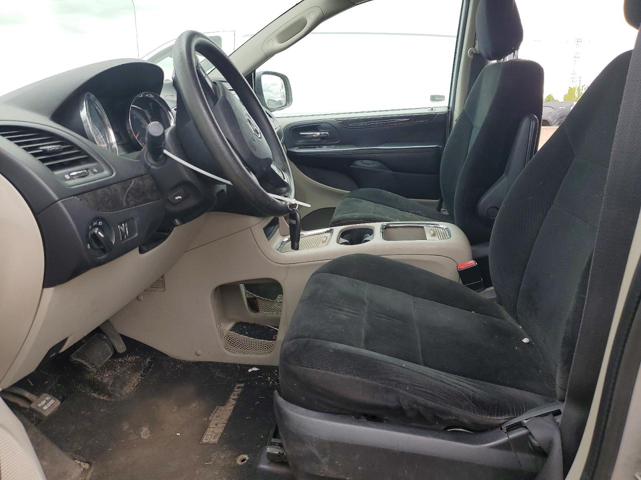 Dodge Caravan Sxt