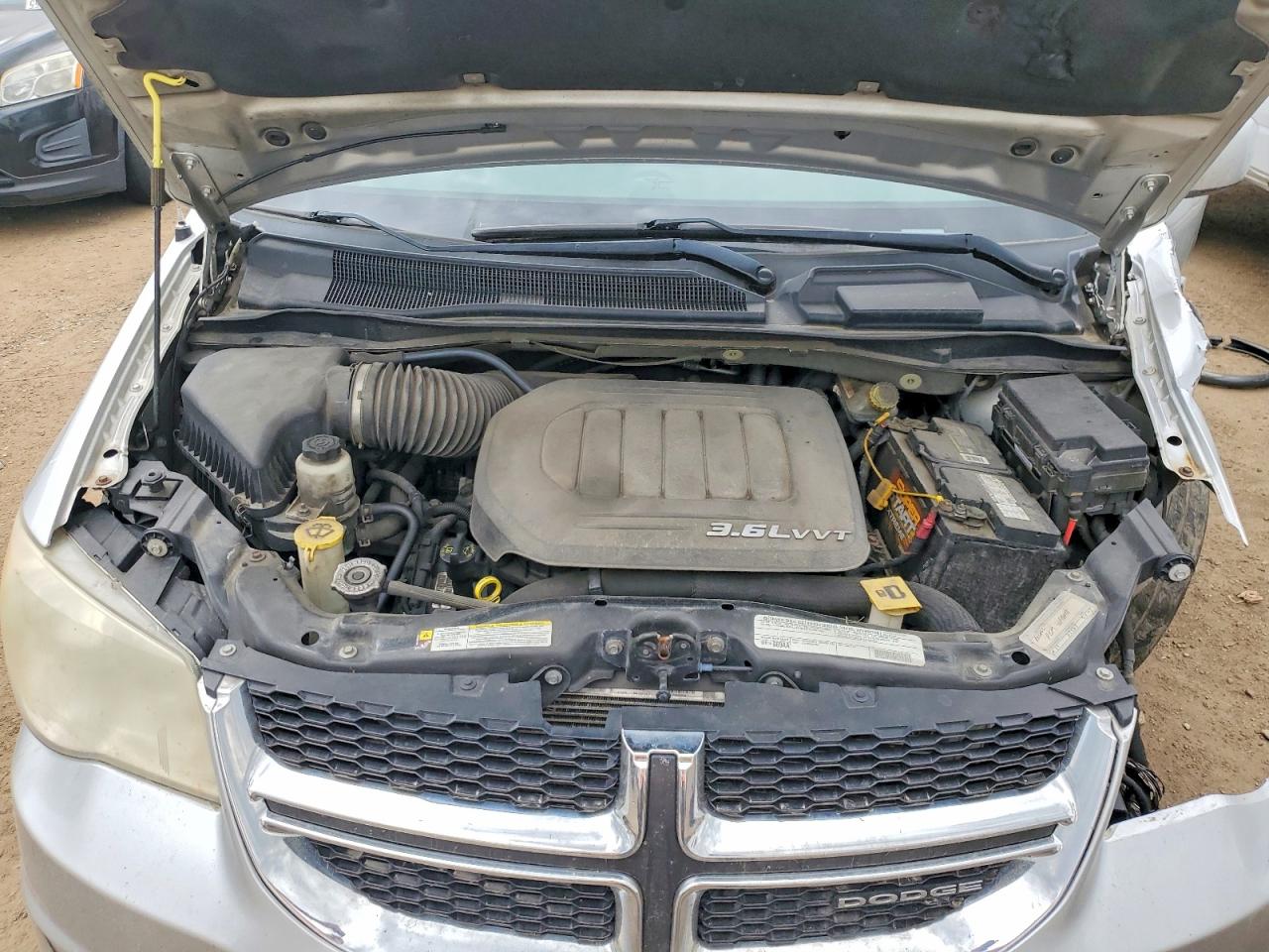 Dodge Caravan Sxt