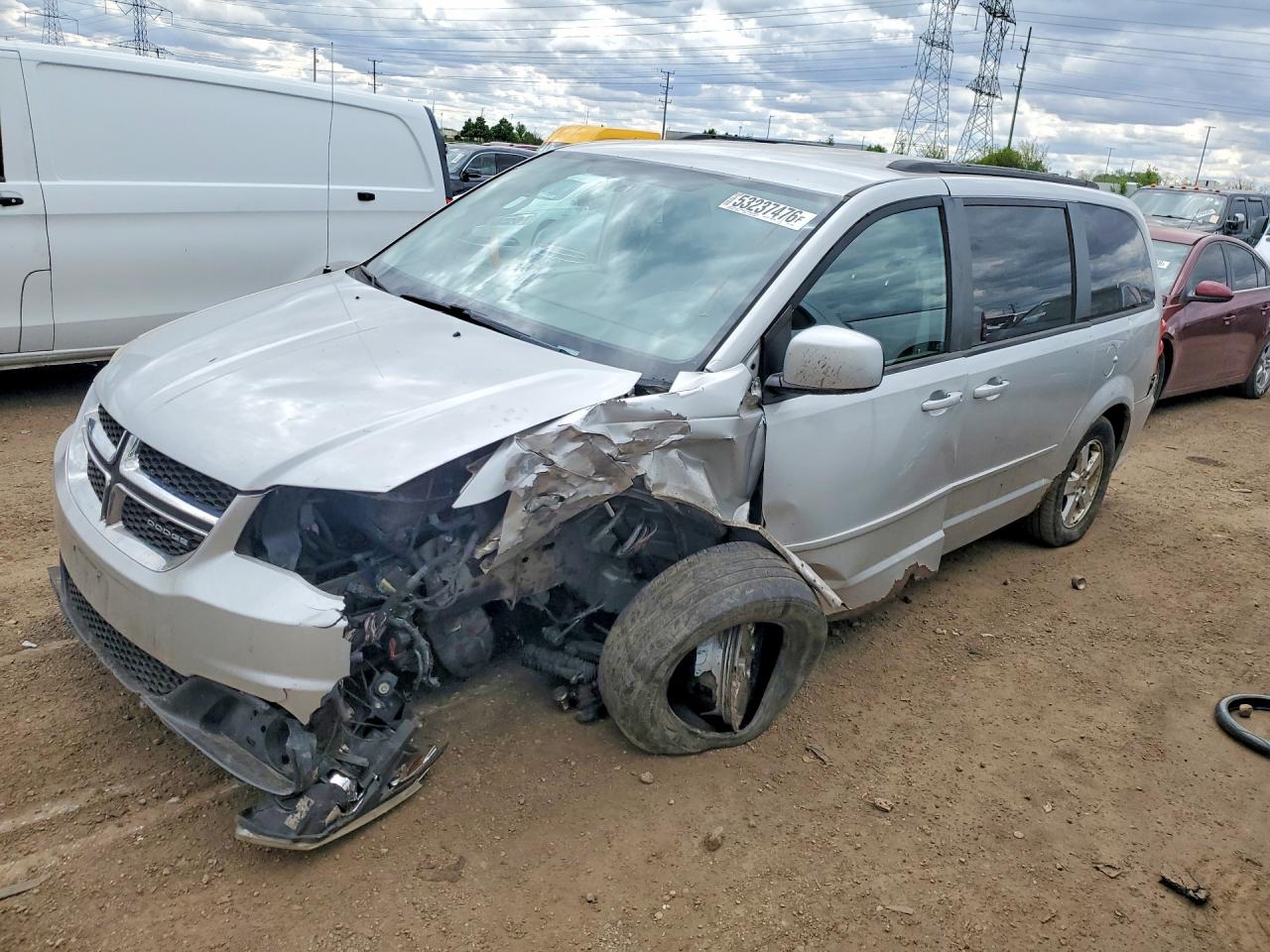 Salvage Dodge Caravan Image