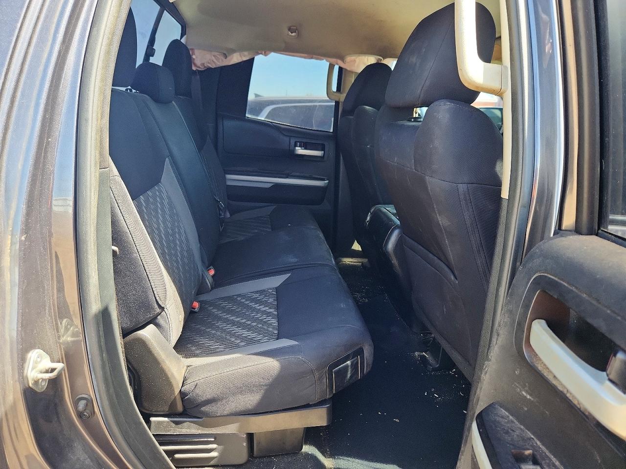 Toyota Tundra Sr5