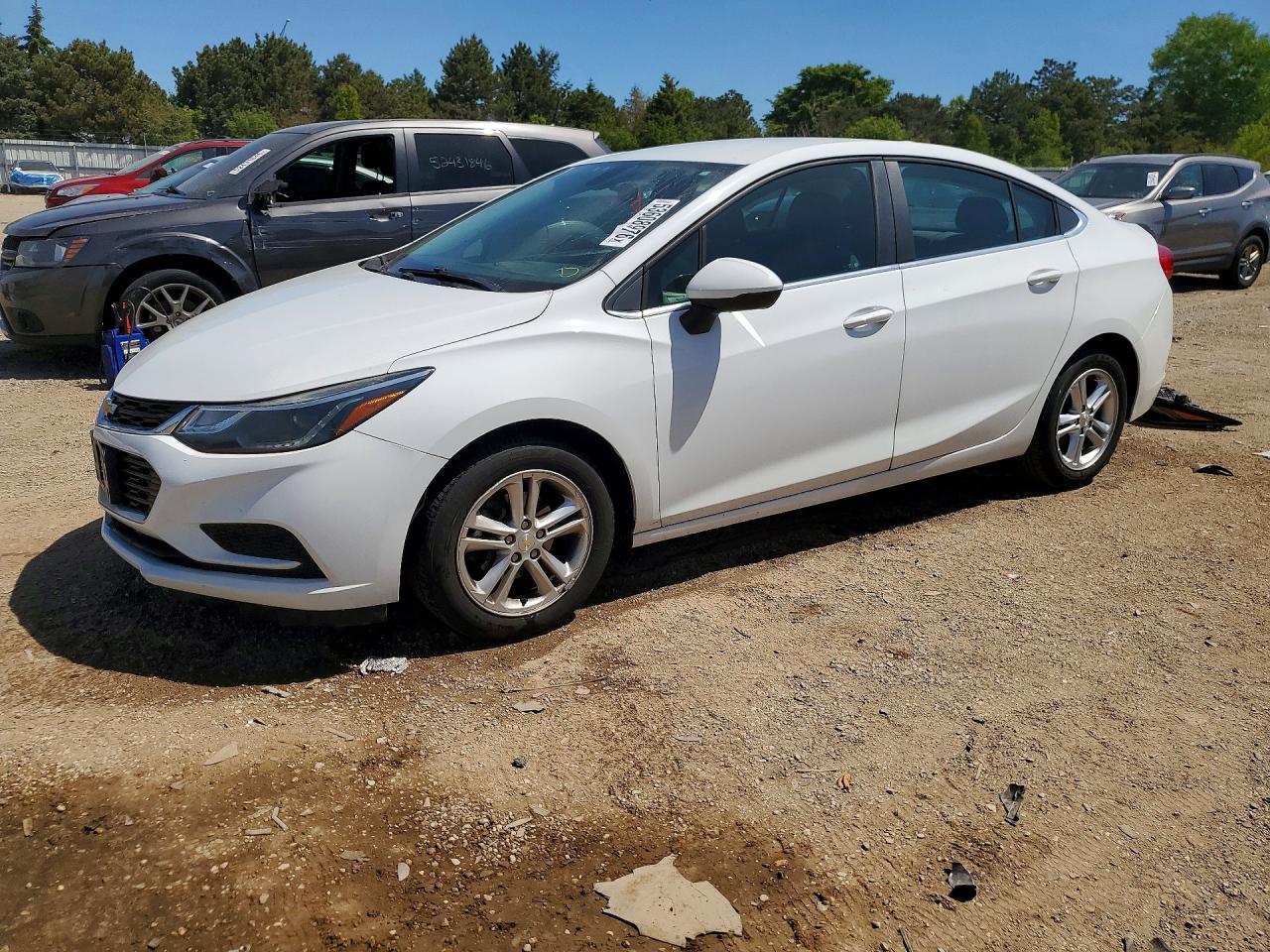 Salvage Chevrolet Cruze Image