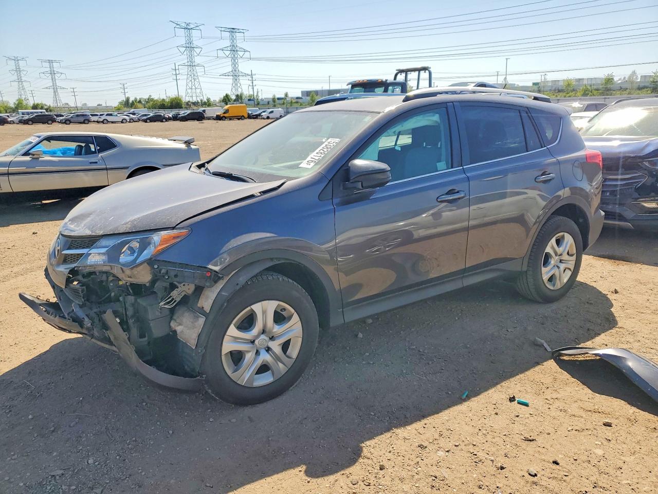 Salvage Toyota RAV4 Image