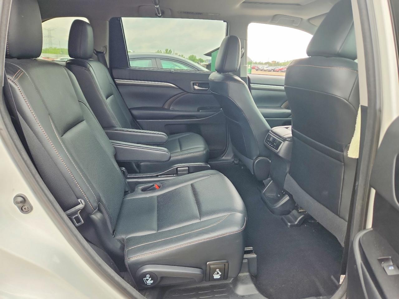 Toyota Highlander Limited