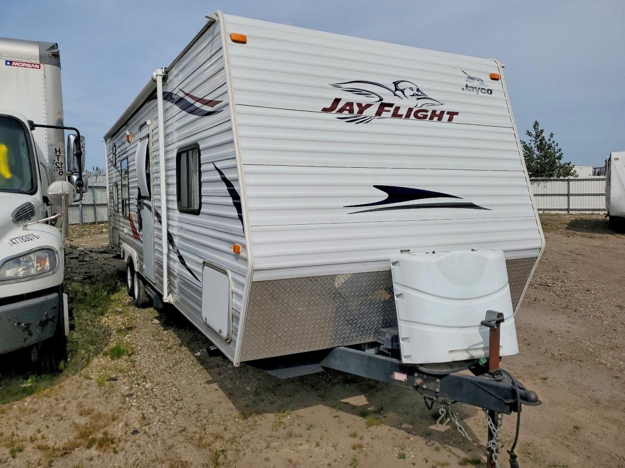 Salvage Jayco Jay Trailers Image
