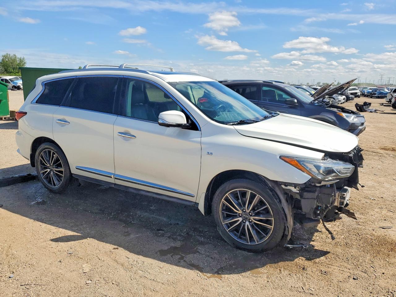 INFINITI Qx Luxe