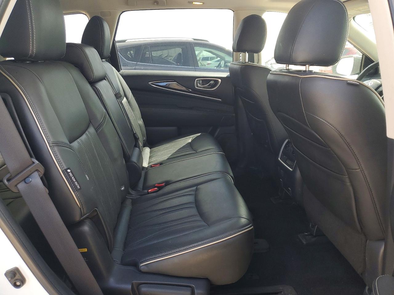 INFINITI Qx Luxe